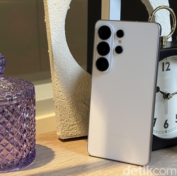 Hands On Samsung Galaxy S26 Ultra: Privacy Display Curi Perhatian