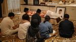 Suasana Rumah Duka Eks Gubernur Sumsel Almarhum Alex Noerdin
