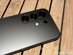 Tampilan Tecno Camon 50: HP Rp 3 Juta Kamera Kelas Atas & Baterai Jumbo