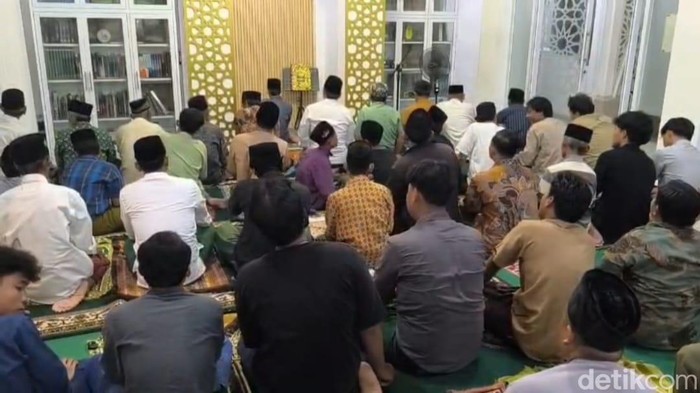 Tarawih 3 jam di Cirebon.