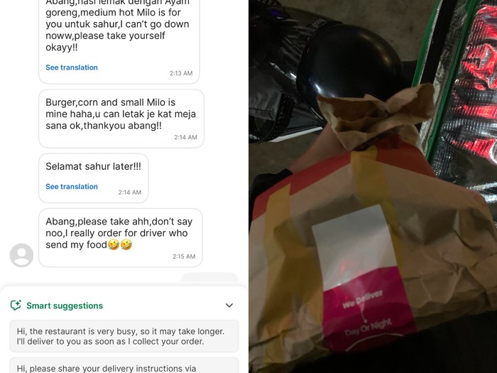 Terharu! Ojol Ini Nggak Nyangka Dapat Sahur Gratis dari Pelanggan