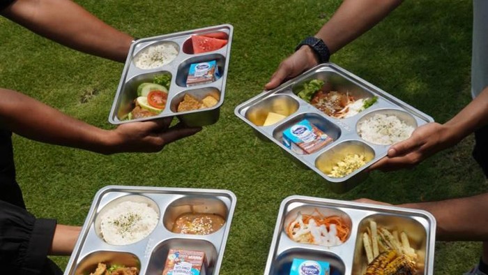 Unik! MBG Versi Kafe Lumajang Sisihkan Untung untuk Guru