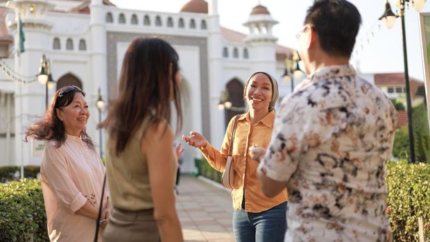 Wisatawan di Georgetown, Penang, Malaysia.