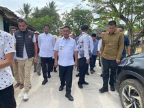 Andra Minta Bupati Pandeglang Alokasikan Anggaran untuk Perbaikan Jalan