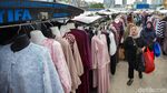 Berburu Busana Muslim Grosir, Pasar Tasik Cideng Ramai Pembeli