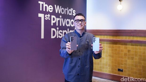 Ilham Indrawan, MX Product Marketing Senior Manager Samsung Electronics Indonesia