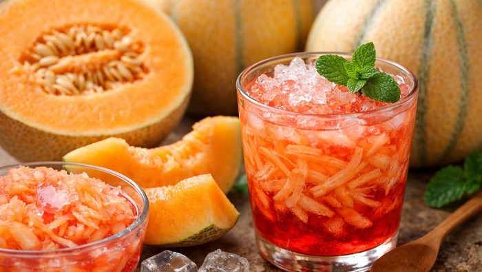 Ilustrasi es blewah yang selalu ada di bulan Ramadhan.