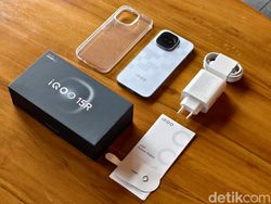 Unboxing iQOO 15R: HP Gaming Rp 7 Jutaan Pertama Pakai Snapdragon 8 Gen 5