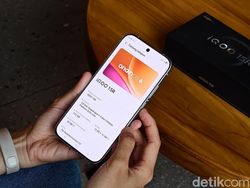 Unboxing iQOO 15R: HP Gaming Rp 7 Jutaan Pertama Pakai Snapdragon 8 Gen 5