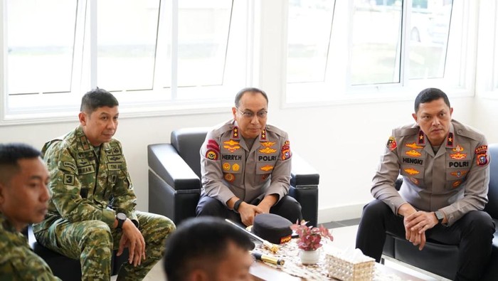 Kapolda Riau Irjen Pol Herry Heryawan melakukan safari Ramadan ke markas Kopasus hingga Lanal Dumai dalam rangka memperkuat sinergi TNI-Polri, Rabu (23/2/2026).