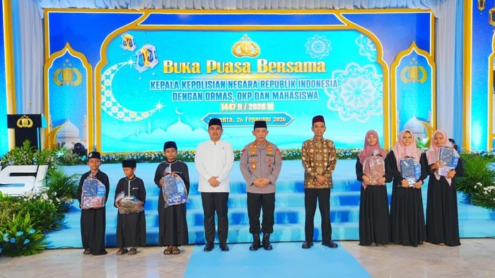Kapolri buka puasa bareng ormas hingga mahasiswa di Gedung PTIK. (Dok. Polri)