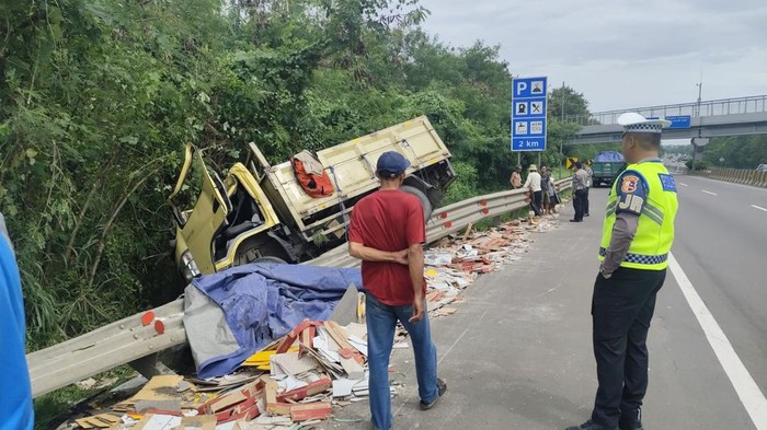 Kecelakaan di Tol Cipularang