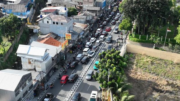 Korlantas Polri intensifkan pemantauan arus lalu lintas dengan ETLE Drone Patrol menjelang berbuka puasa. (dok.istimewa)