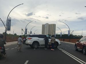 Viral Sopir Ambulans Kejar Fortuner Kabur Usai Terlibat Laka di Bogor