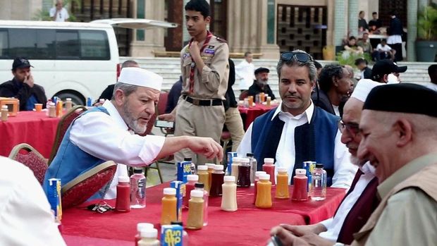 Suasana Ma'idatur Rahman, tradisi buka bersama di masjid-masjid Libya, Ramadan 2026.