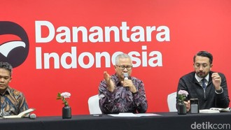 Danantara Soroti Penerbangan Singapore Airlines Lebih Banyak Dibanding Garuda