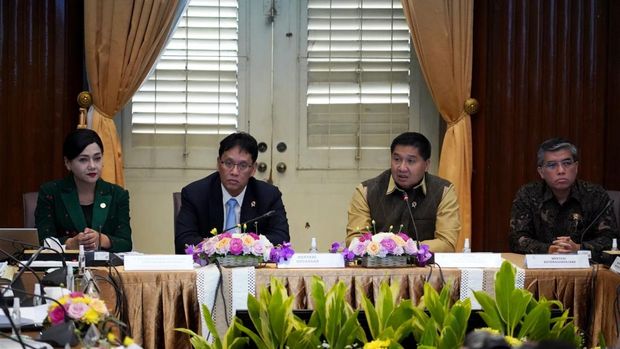 Menteri PKP Maruarar Sirait rapat Komite Tapera, Jakarta, Kamis (26/2/2026).