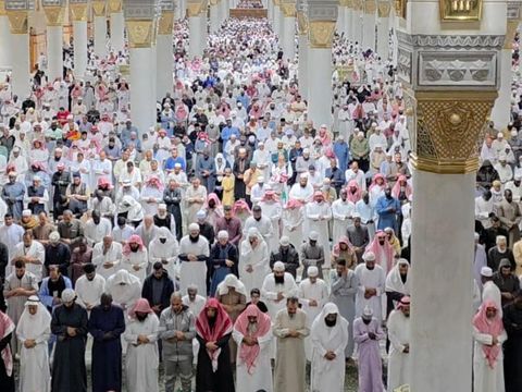 Pelaksanaan salat Tarawih Ramadan 2026 di Masjid Nabawi