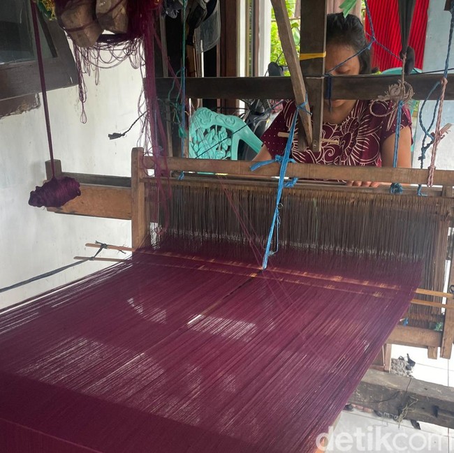 Perajin Sarung Tenun Goyor di Sidoarjo Kebanjiran Pesanan Jelang Lebaran