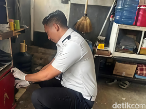 Lapas Indramayu Razia Blok Hunian, Petugas dan Napi Tes Urine