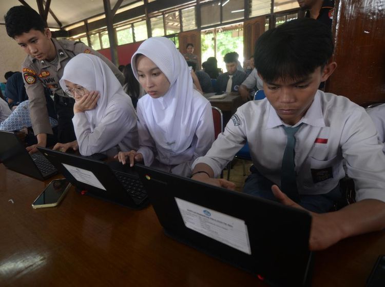 Polres Salatiga Gandeng ASEAN Foundation, Teknologi AI Dikenalkan ke Pelajar