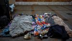 Serangan Rusia Menggempur Kyiv, Warga Tidur di Stasiun Metro