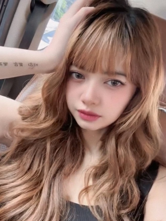 7 Foto TikToker Shegan yang Viral, Disebut Lisa BLACKPINK Versi Indonesia