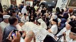 Pemakaman Alex Noerdin di Palembang Dihadiri Ribuan Orang