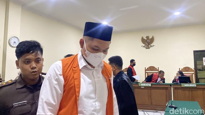 Terdakwa Chiko Radityatama Agung Putra di PN Semarang, Kecamatan Semarang Barat, Kota Semarang, Rabu (26/2/2026).