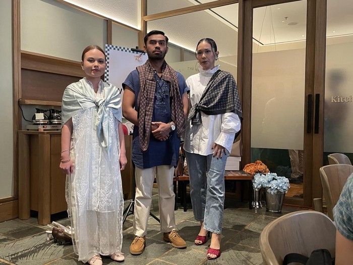 Ayla Dimitri Styling Baju Lebaran