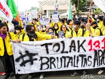 BEM UI Demo di Mabes Polri Tolak Brutalitas Aparat