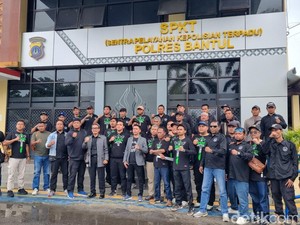 Fakta-fakta Anggota Joxzin Dibunuh Saat Tidur Bersama Anak-Istri di Bantul