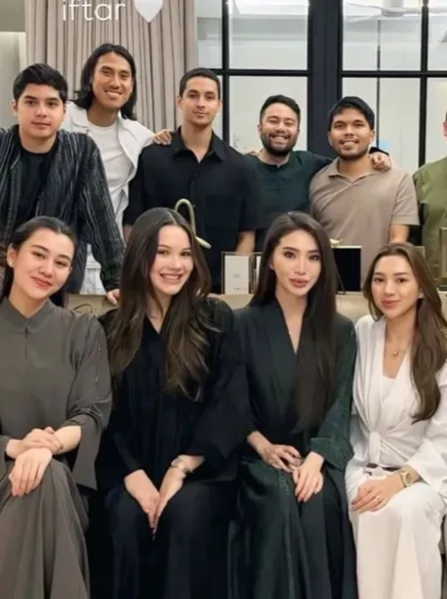 Potret Aaliyah Massaid, Alyssa Daguise-Mahalini Bukber, Kompak Tampil Santun