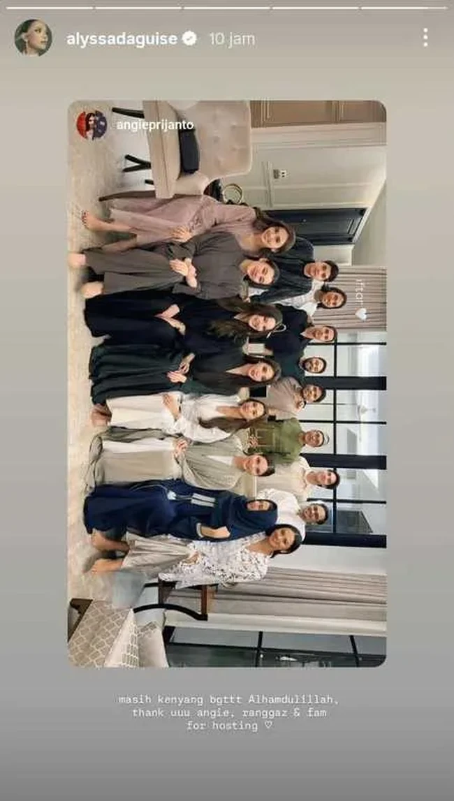 Acara buka puasa bersama itu diketahui digelar oleh pasutri baru, Ranggaz Laksman dan Angie Prijanto di kediaman mereka pada Selasa (24/2/26). Ramai dihadiri rekan artis, acara berlangsung seru dan lancar. Foto: Instagram/@alyssadaguise