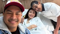 Chelsea Olivia juga bersyukur punya suami seperti Glenn Alinskie yang selalu ada di sisinya. POV: ketika kamu menikah dengan pria yang selalu sayang dan menggoda aku, tulisnya. (Foto: dok Instagram chelseaoliviaa)