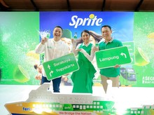 Dian Sastrowardoyo Dukung Pemilik Warung Lewat Iklan AI