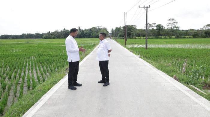 Gubernur Banten Andra Soni