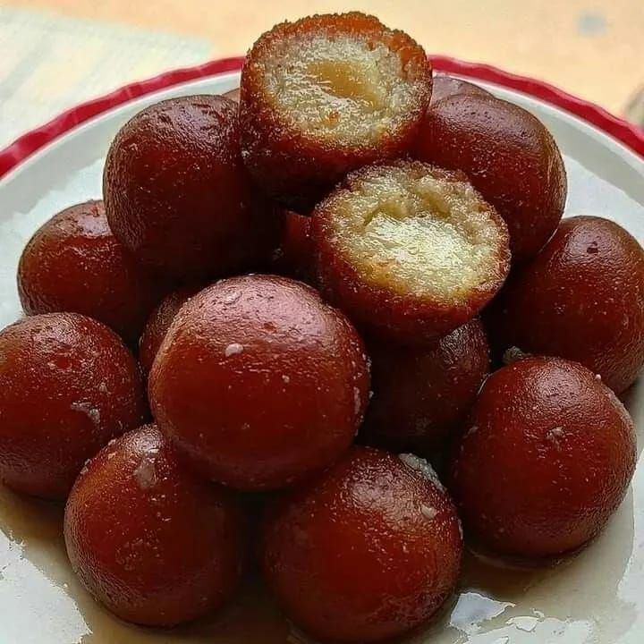 Gulab Jamun, kudapan buka puasa di Pakistan Gulab Jamun, kudapan buka puasa di Pakistan
