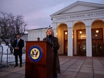 7 Jam Ditanyai Kongres AS, Hillary Clinton Ngaku Tak Kenal Epstein