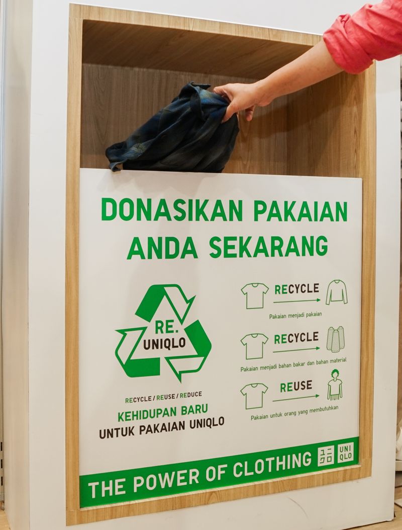 Ilustrasi Donasi Pakaian