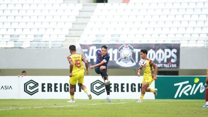 Ilustrasi pertandingan SFC melawan Sumsel United