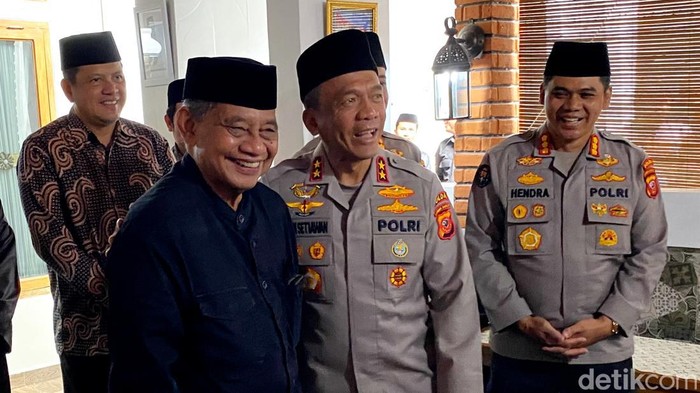 Kapolda Jabar Irjen Rudi Setiawan di Ponpes Cipasung Tasikmalaya