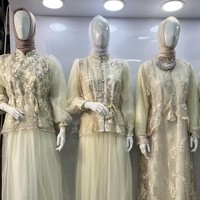 Intip Tren Baju Lebaran Cheongsam Ala Gen Z di Pasar Tanah Abang