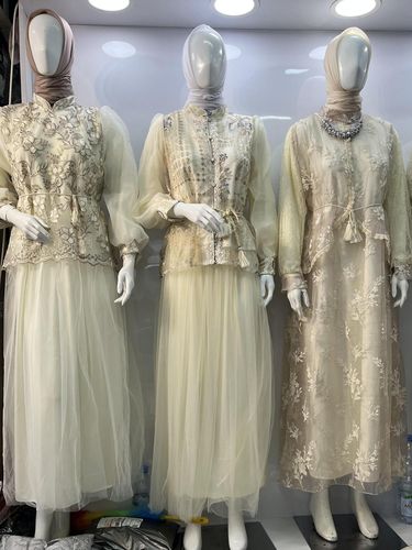 Koleksi baju Lebaran 2026 yang ada di Tanah Abang.