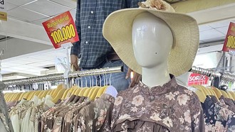 Tren Dress Lebaran 2026 di Tanah Abang: Motif Floral & Etnik, Busui Friendly