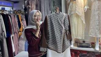 Lagi Viral! Model Janggan Jadi Primadona Baju Lebaran di Tanah Abang