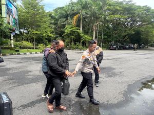 Diperiksa Bareskrim, Eks Kasatresnarkoba Polres Bima Dibawa ke Jakarta