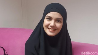 Cerita Nadya Almira Mantap Berhijab Syar'i dan Kurangi Kegiatan di Dunia Hiburan