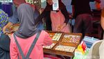 Ngabuburit di Pasar Takjil Jalan Surabaya Kota Malang