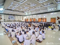 Kala Lansia hingga Jurnalis di Ciamis Ikuti Pesantren Ramadan